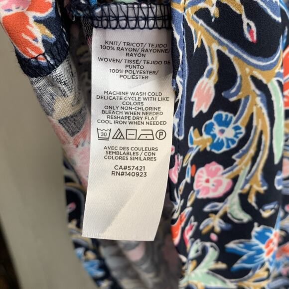 Loft Blue Floral Short Sleeve Top Size Small - Picture 3 of 5